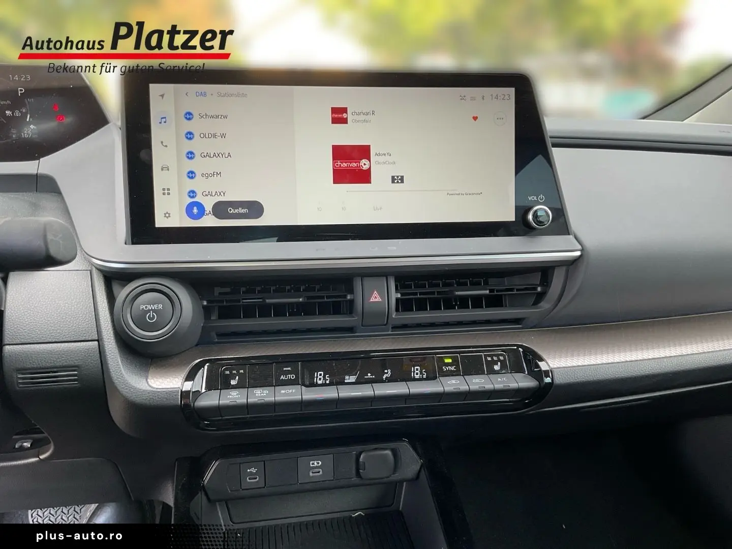 TOYOTA Prius 2.0 Plug-In Hybrid 5-trg Executive Navi LE