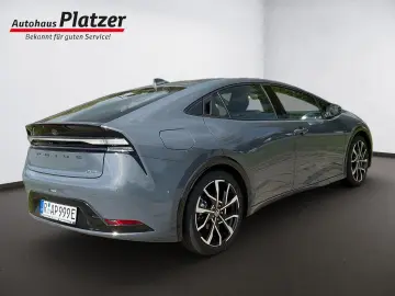 TOYOTA Prius 2.0 Plug-In Hybrid 5-trg Executive Navi LE