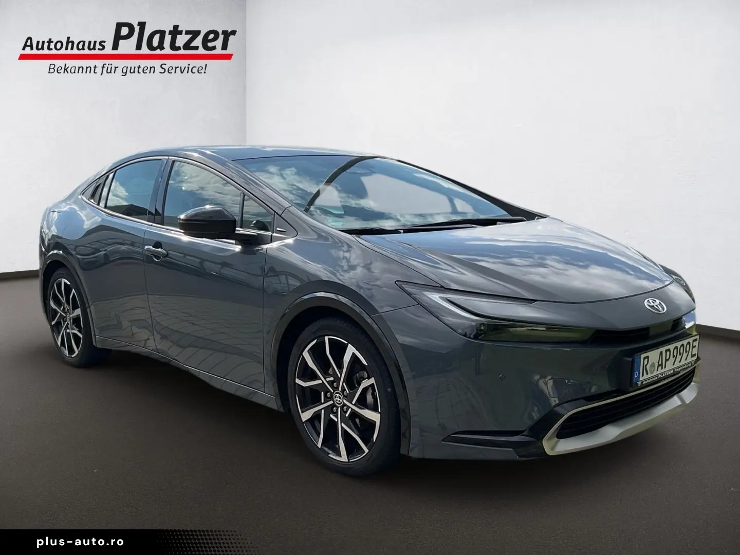 TOYOTA Prius 2.0 Plug-In Hybrid 5-trg Executive Navi LE