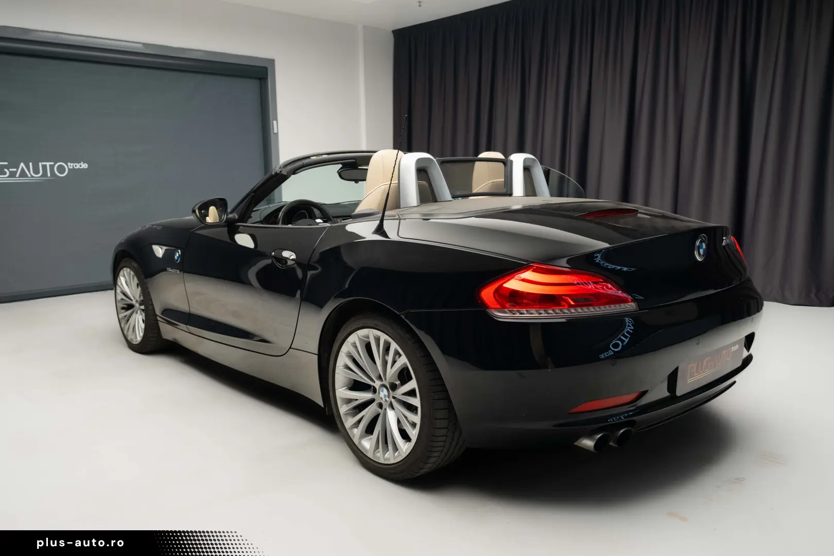 BMW Z4 cabrio Sdrive 2.3i unic proprietar