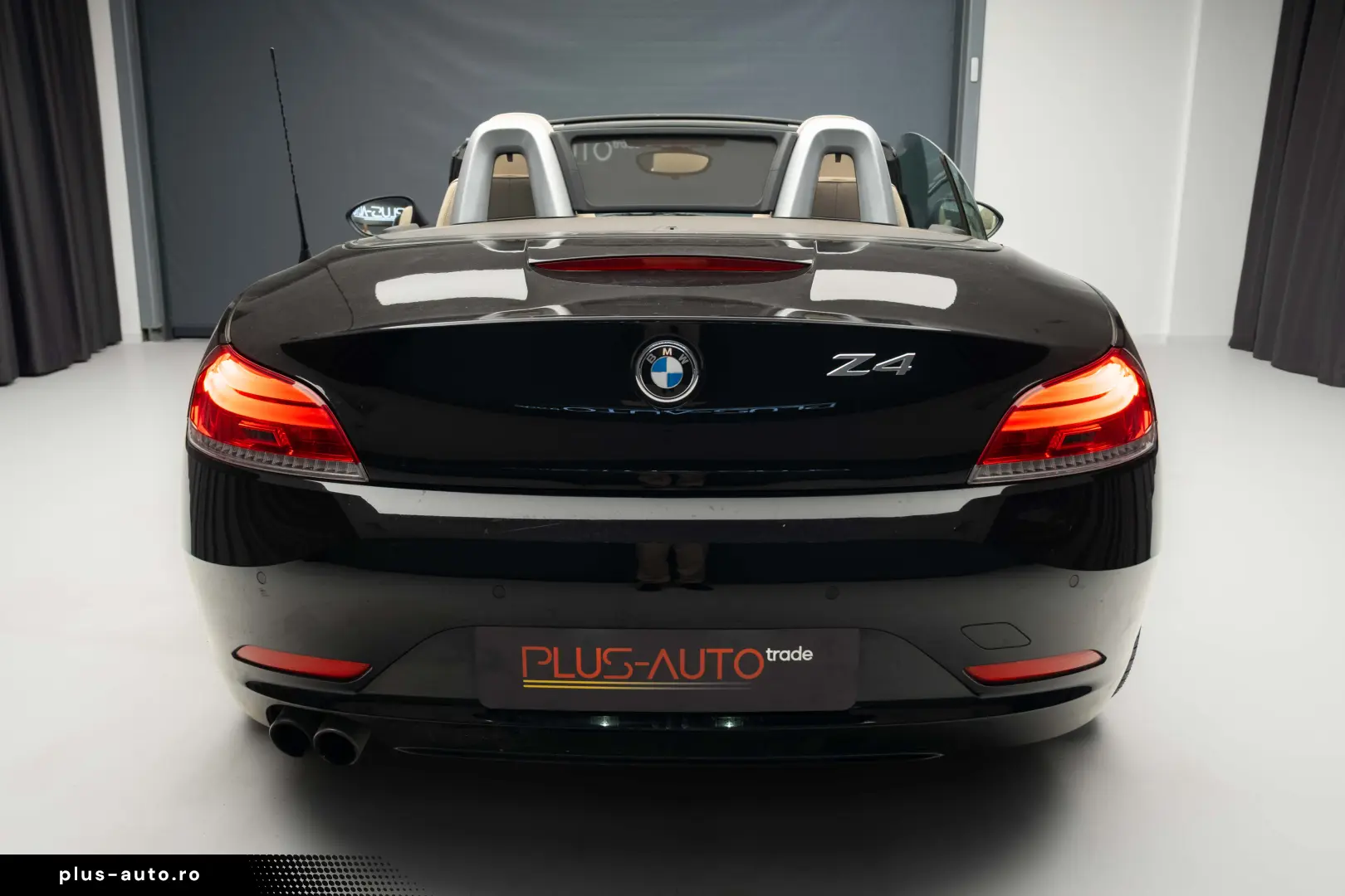 BMW Z4 cabrio Sdrive 2.3i unic proprietar