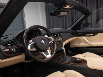 BMW Z4 cabrio Sdrive 2.3i unic proprietar