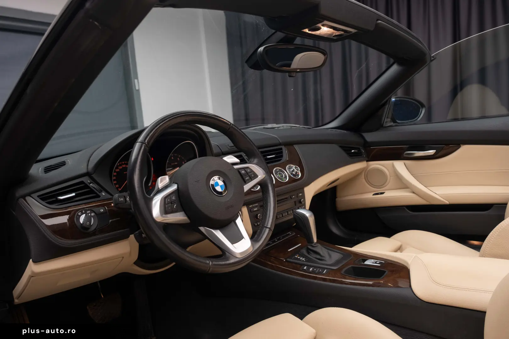 BMW Z4 cabrio Sdrive 2.3i unic proprietar