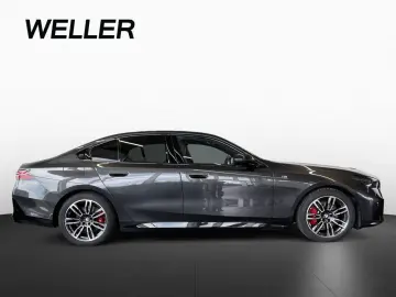 BMW 520d xDr M Sport Pro Iconic LivePro H K 360 ALED