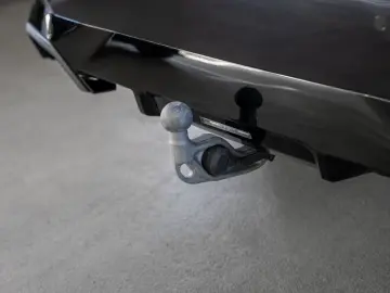 BMW 520d xDrive M-Sport PANO AHK HUD 360  LED ACC