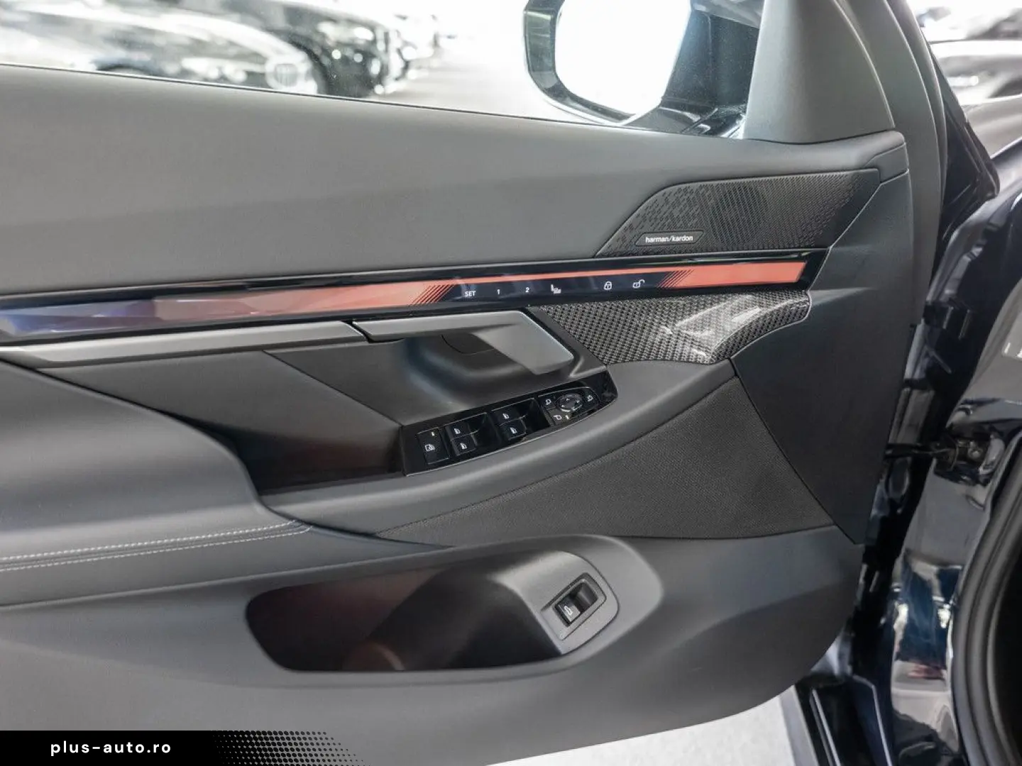 BMW 520d xDrive M-Sport PANO AHK HUD 360  LED ACC