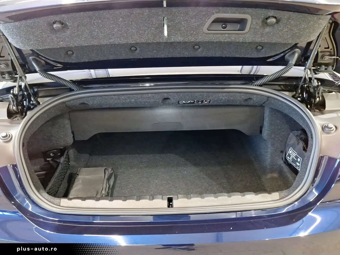 BMW 420 d Cabrio LiveCockpitProf Kamera