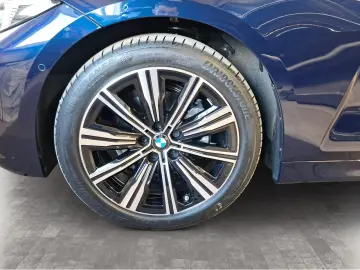 BMW 420 d Cabrio LiveCockpitProf Kamera