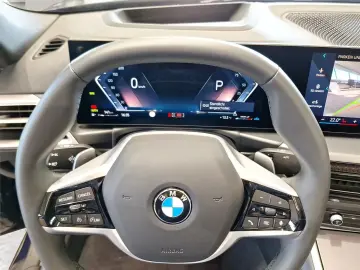 BMW 420 d Cabrio LiveCockpitProf Kamera