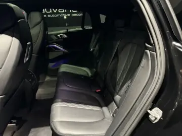 BMW X6 M60i FULL OPTION