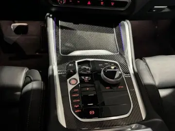 BMW X6 M60i FULL OPTION