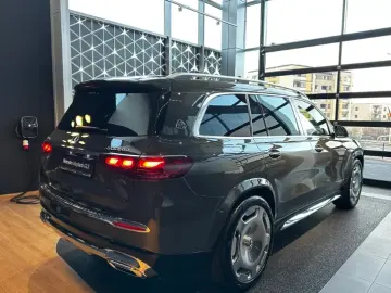 Mercedes-Benz GLS Maybach