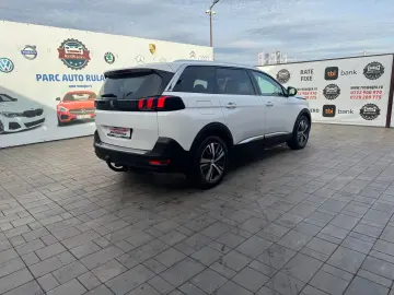 Peugeot 5008 2018 1.6