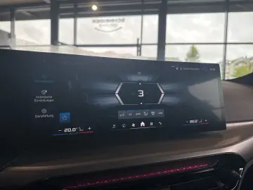 BMW M2 COUPÉ GLASDACH KAMERA SHZ LED HARMAN KARDON