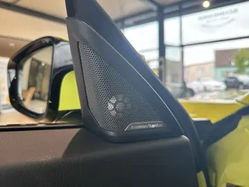 BMW M2 COUPÉ GLASDACH KAMERA SHZ LED HARMAN KARDON