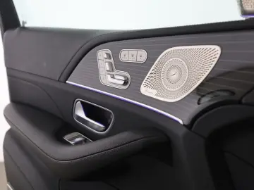 MERCEDES-BENZ GLS 600 Maybach MANUFAKTUR First-Class Fond-TV