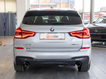 BMW X3 xDrive 30e Sport-Automatic  M-Sportpaket