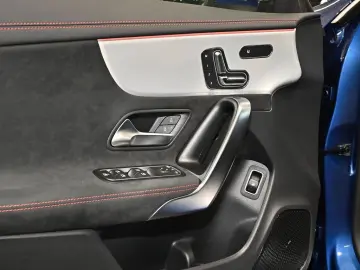 MERCEDES-BENZ CLA 250 e Coupé AMG Sport Premium Dist&hellip;