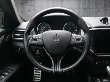 Maserati Ghibli Trofeo