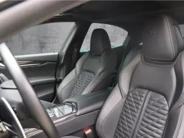 Maserati Ghibli Trofeo