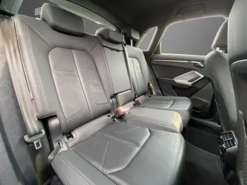 AUDI Q3 40 TDI Aut. quattro NAV LEDER uvm.