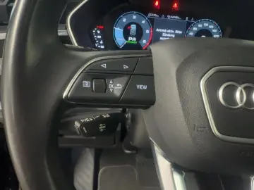 AUDI Q3 35 TDI S line quattro S tronic Kamera Virtual