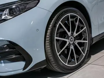 Mercedes-Benz CLA 250 EQ  AMG PLUS 360  SUPERSCREEN