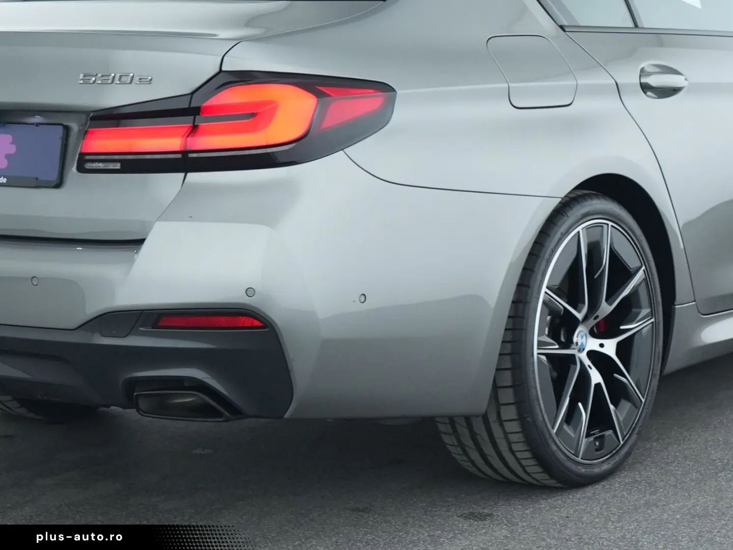 BMW 530e M-Sport Edition M-Sitze R-Kam S-Dach Leder