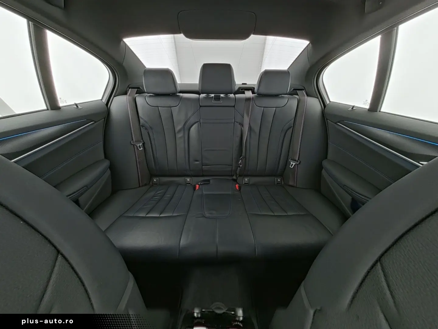 BMW 530e M-Sport Edition M-Sitze R-Kam S-Dach Leder