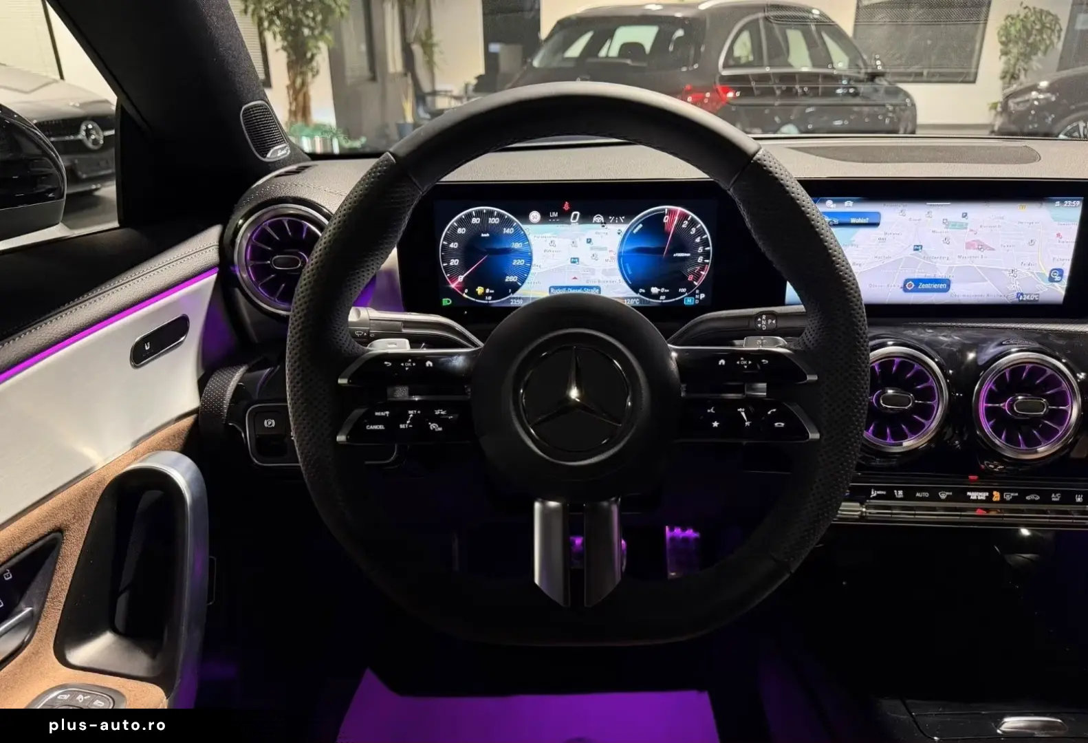 Mercedes-Benz CLA 250 e  AMG-Line Panorama Multibeam