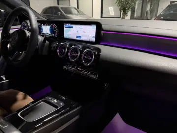 Mercedes-Benz CLA 250 e  AMG-Line Panorama Multibeam