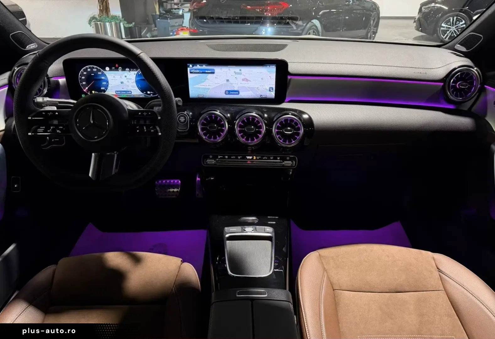 Mercedes-Benz CLA 250 e  AMG-Line Panorama Multibeam