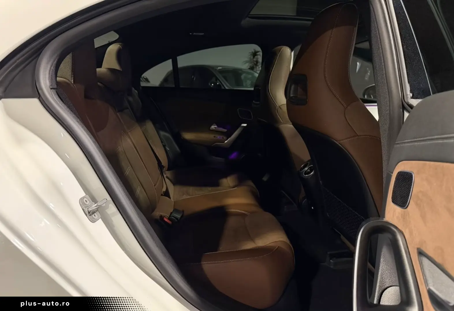 Mercedes-Benz CLA 250 e  AMG-Line Panorama Multibeam