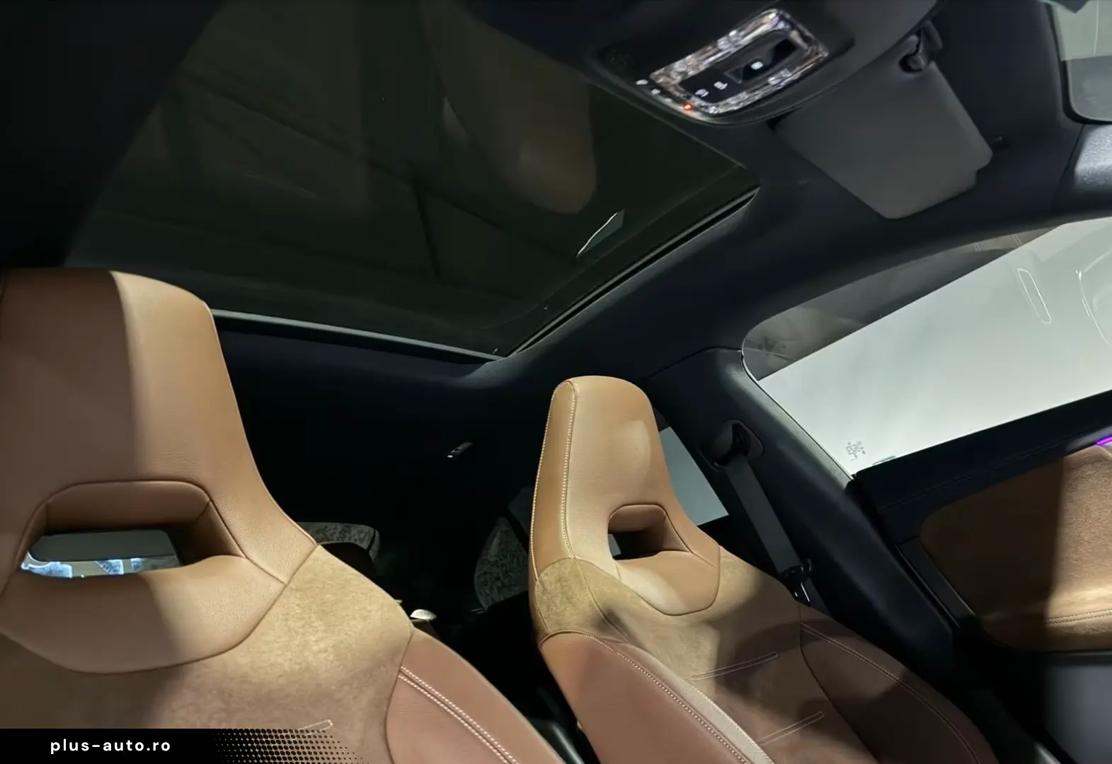 Mercedes-Benz CLA 250 e  AMG-Line Panorama Multibeam