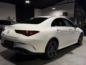 Mercedes-Benz CLA 250 e  AMG-Line Panorama Multibeam