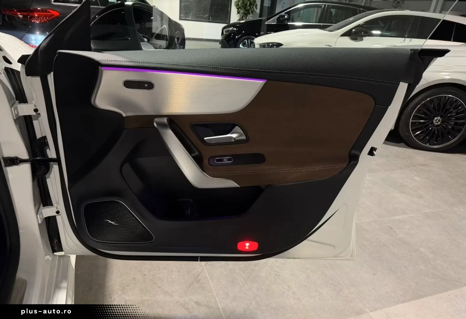 Mercedes-Benz CLA 250 e  AMG-Line Panorama Multibeam