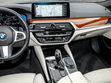 BMW 540d xDrive A M Sport HUD ACC NAVI LED Laser LM