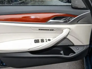 BMW 540d xDrive A M Sport HUD ACC NAVI LED Laser LM