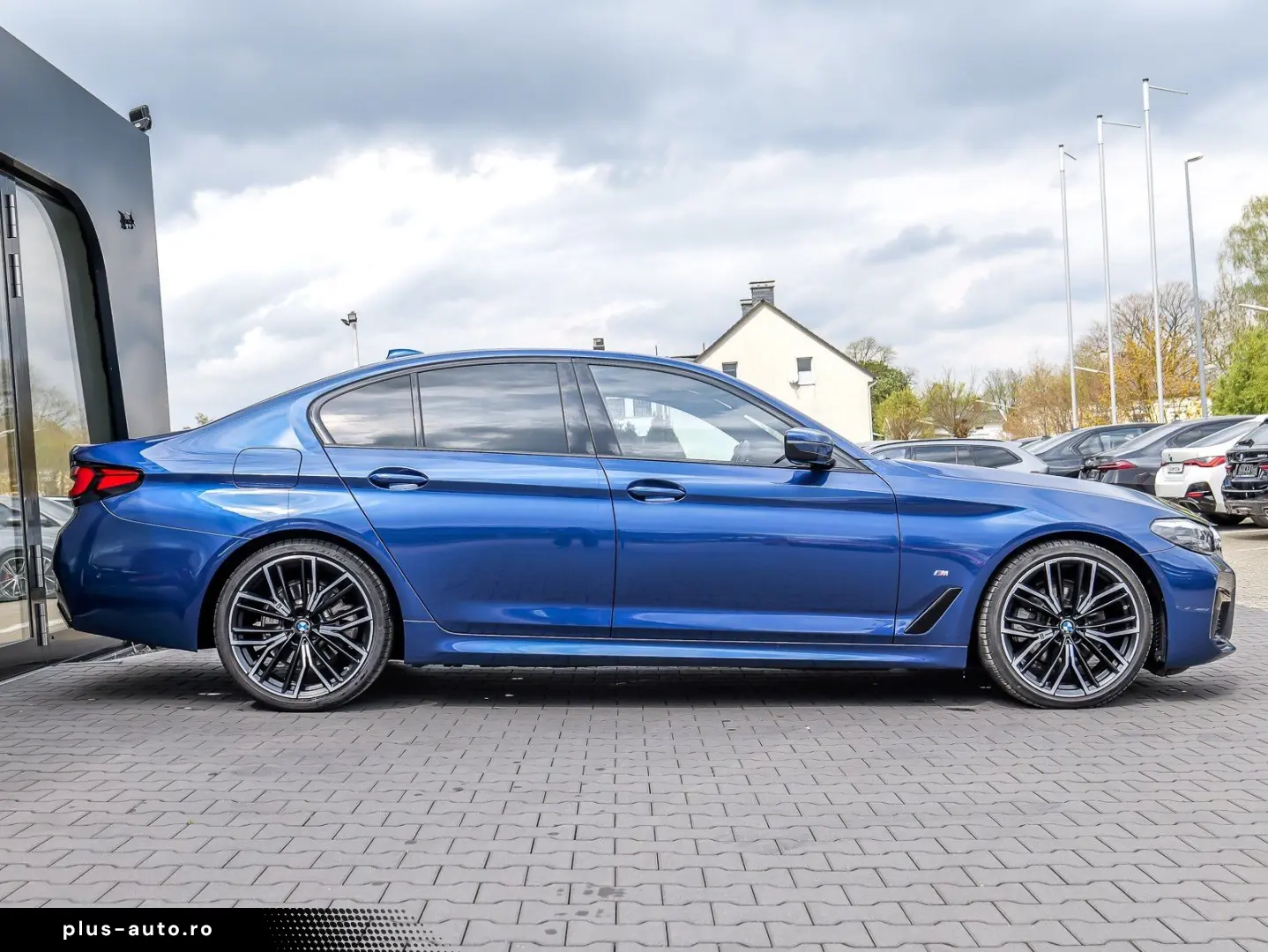 BMW 520d M Sport HUD RFK NAVI Standh. LED PDC V H