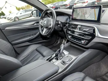 BMW 520d M Sport HUD RFK NAVI Standh. LED PDC V H