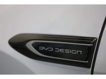 BYD SEALION 7