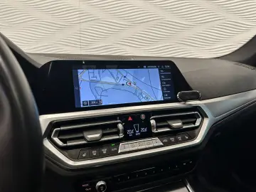 BMW d AUT SCHUIFDAK CARPLAY DRIVE ASSIST PRO
