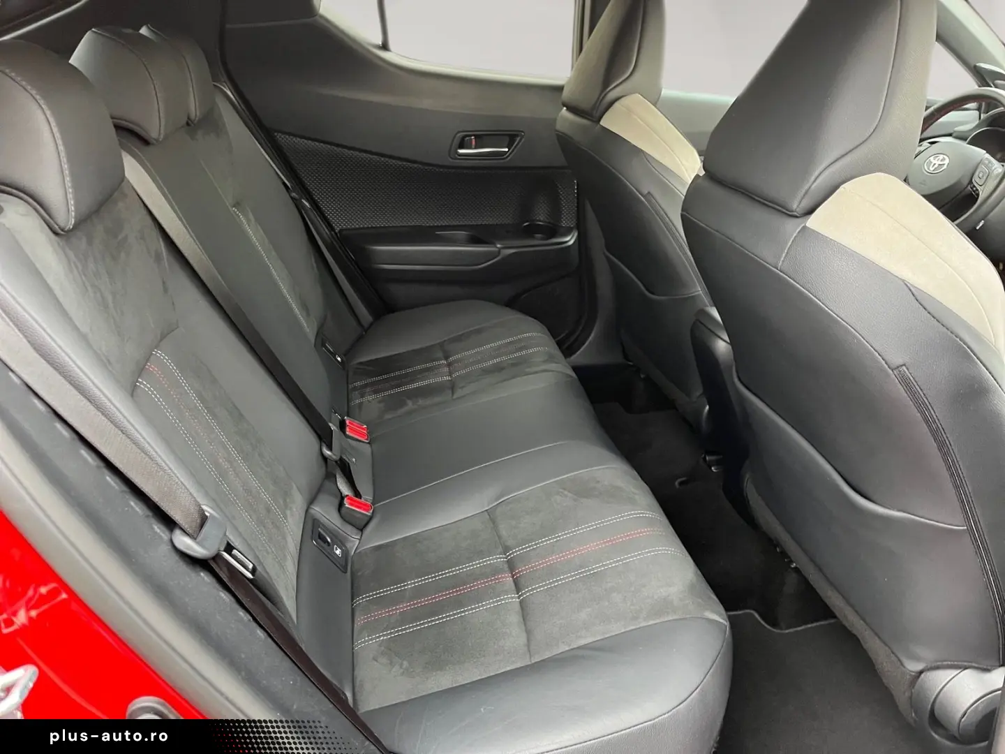 TOYOTA C-HR 2.0-l-Hybrid 5-Türer GR SPORT ACC LED Navi