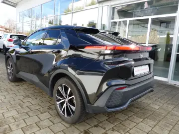 TOYOTA C-HR 1.8 Hybrid FWD Navi LED Cam