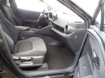 TOYOTA C-HR 1.8 Hybrid FWD Navi LED Cam