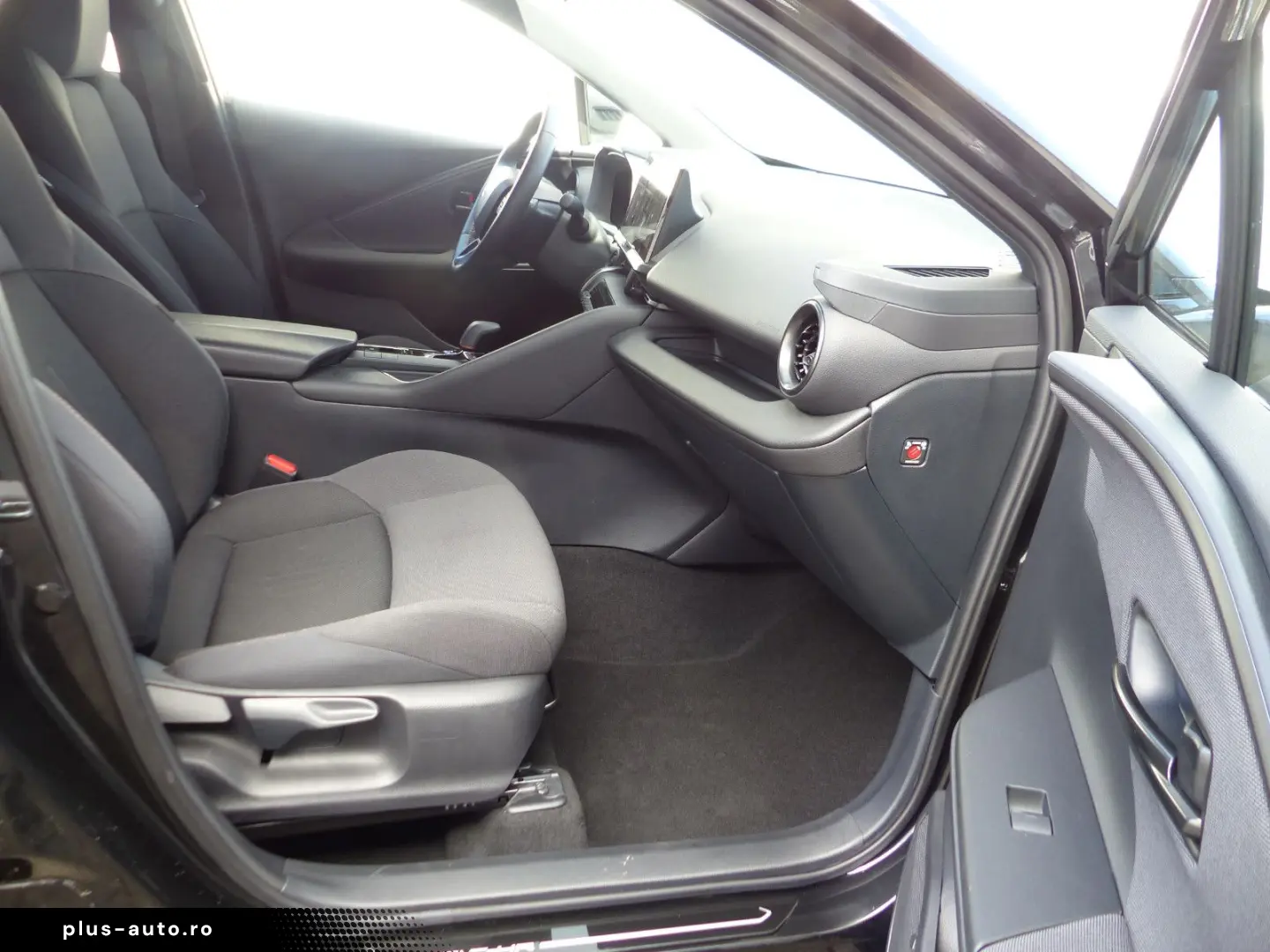 TOYOTA C-HR 1.8 Hybrid FWD Navi LED Cam