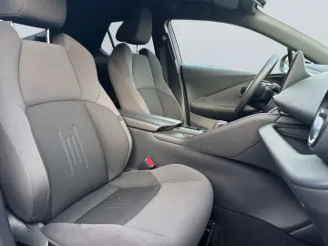 TOYOTA C-HR 1.8 Hybrid Team D  Technik-Paket CAM AC