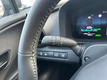 TOYOTA C-HR 1.8 Hybrid Team D  Technik-Paket CAM AC