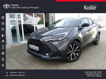 TOYOTA C-HR 1.8 VVT-i Hybrid Kamera PDC