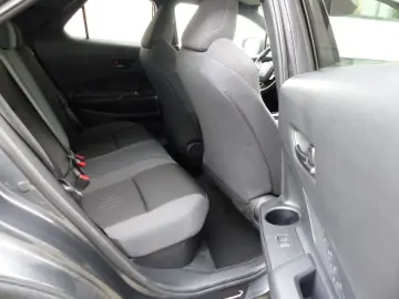 TOYOTA C-HR 1.8 VVT-i Hybrid Kamera PDC